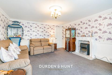4 bedroom semi-detached house for sale, Fencepiece Road, Chigwell, IG7