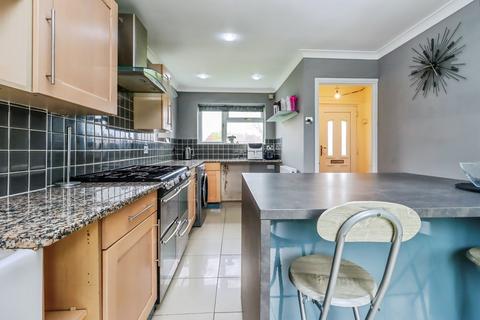 3 bedroom semi-detached house for sale, Claverley Road, Shrewsbury, SY1