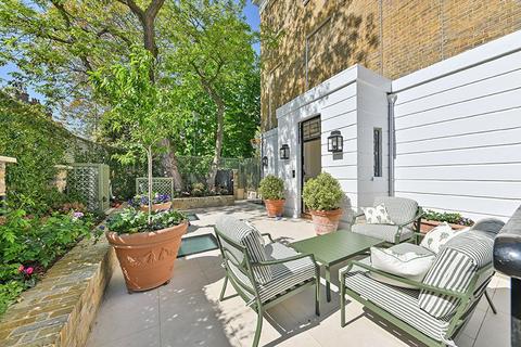 4 bedroom house for sale, Carlyle Square, London SW3