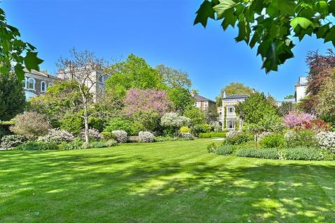4 bedroom house for sale, Carlyle Square, London SW3