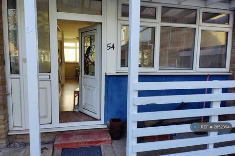 3 bedroom end of terrace house to rent, Rose Court, Pinner, HA5