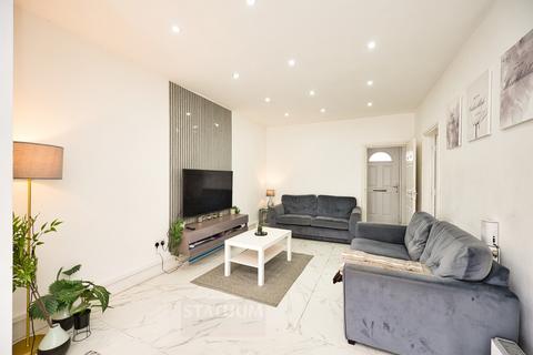 4 bedroom terraced house for sale, Lichfield Road, Goodmayes, Dagenham, Essex, RM8