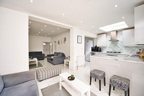 4 bedroom terraced house for sale, Lichfield Road, Goodmayes, Dagenham, Essex, RM8