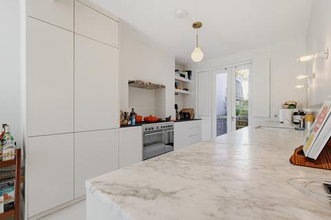 3 bedroom terraced house for sale, Poole Road, London, E9
