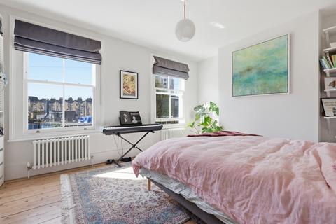 3 bedroom terraced house for sale, Poole Road, London, E9