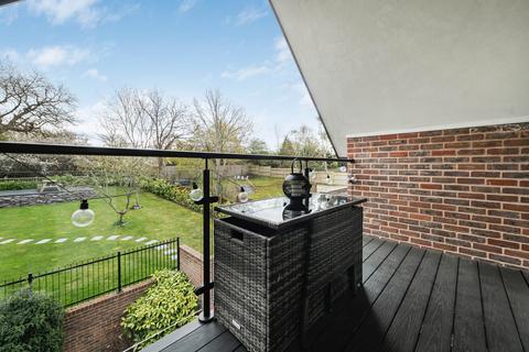 2 bedroom apartment for sale, 143 Hayes Lane, London BR2