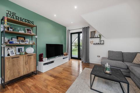 2 bedroom apartment for sale, 143 Hayes Lane, London BR2