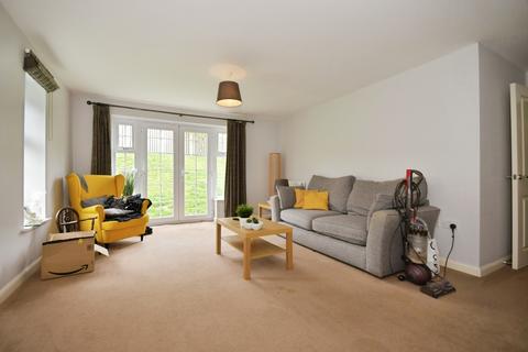 2 bedroom ground floor flat for sale, Ivy Bank Close , Sheffield, S36