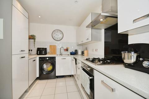 2 bedroom ground floor flat for sale, Ivy Bank Close , Sheffield, S36