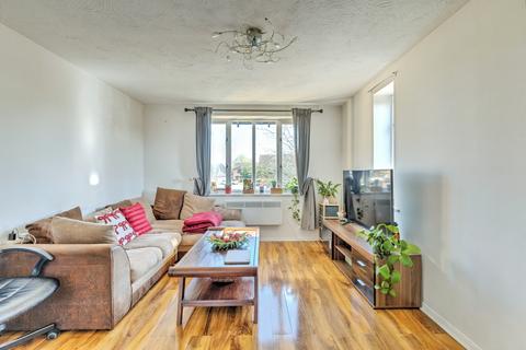 1 bedroom flat for sale, Hirondelle Close, Northampton, NN5
