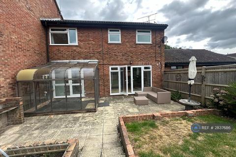 1 bedroom in a house share to rent, Fleetham Gardens, Lower Earley, Reading, RG6