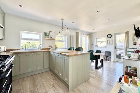 3 bedroom semi-detached house for sale, Olivers Close, Potten End, Berkhamsted HP4