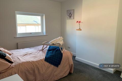 4 bedroom terraced house to rent, Allport Terrace, Barrow Hill, Chesterfield, S43