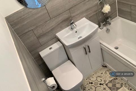 4 bedroom terraced house to rent, Allport Terrace, Barrow Hill, Chesterfield, S43