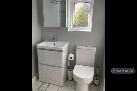 2 bedroom terraced house to rent, Holbeach Gardens, Sidcup, Kent, DA15
