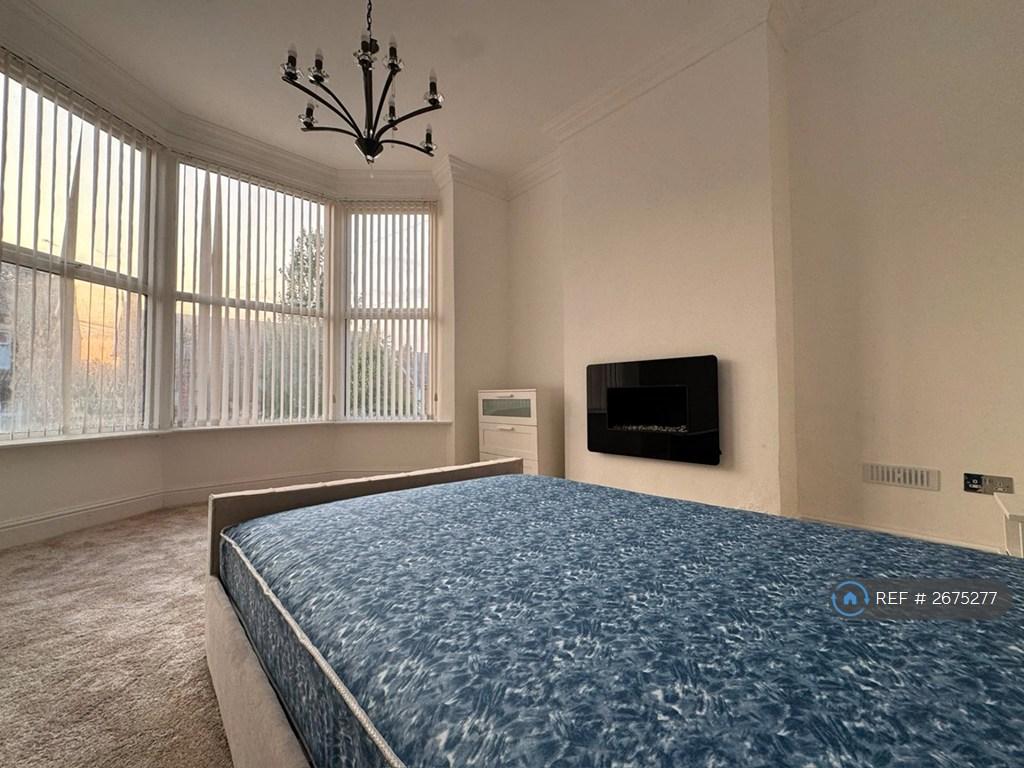 House in Sheffield, Pitsmoor, South Yorkshire - View 4
