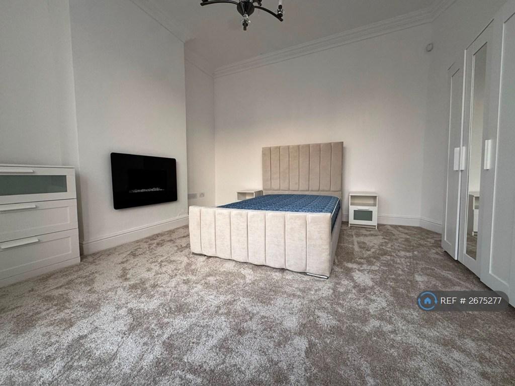 House in Sheffield, Pitsmoor, South Yorkshire - View 5