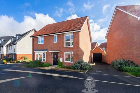 4 bedroom detached house for sale, Saffron Avenue, Wymondham, Norfolk, NR18