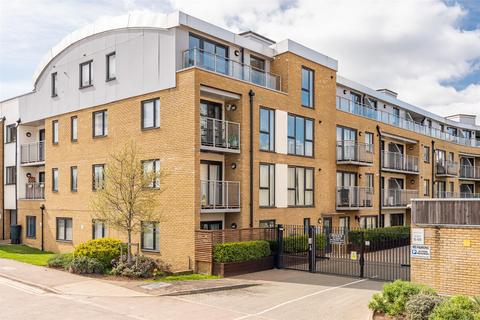 1 bedroom apartment for sale, Smeaton Court, Hertford SG13