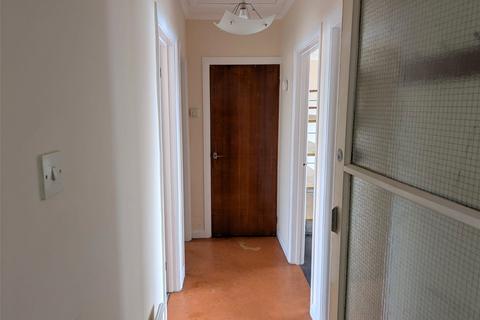 2 bedroom flat to rent, Hamilton Terrace, Milford Haven, Pembrokeshire, SA73