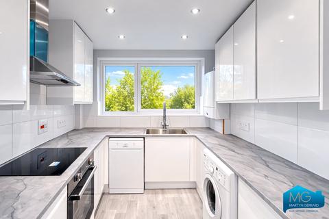 2 bedroom apartment for sale, Northumberland House, 237 Ballards Lane, Finchley, N3