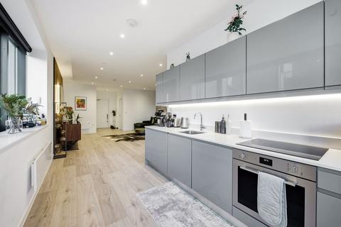 1 bedroom flat for sale, Midsummer Boulevard, Tempus House, MK9