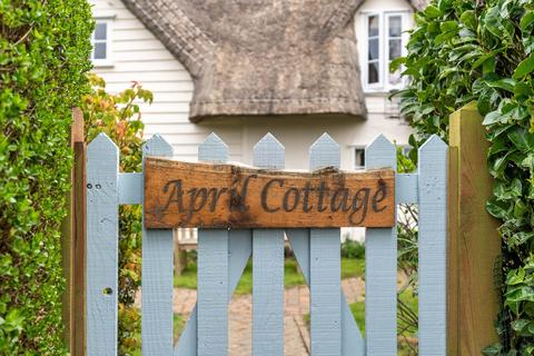 4 bedroom cottage for sale, Back Lane, Chelmsford CM3