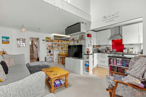 3 bedroom property for sale, Milton Gardens, Princes Risborough HP27