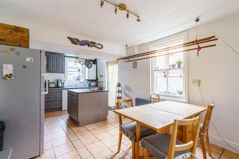5 bedroom terraced house for sale, Osborne Avenue, Hexham NE46