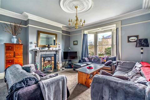 5 bedroom terraced house for sale, Osborne Avenue, Hexham NE46