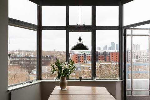 undefined, Trinity Court, London WC1X