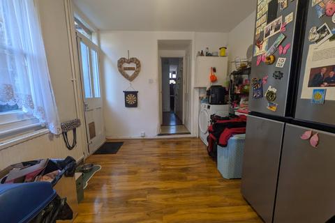 3 bedroom terraced house for sale, London N22