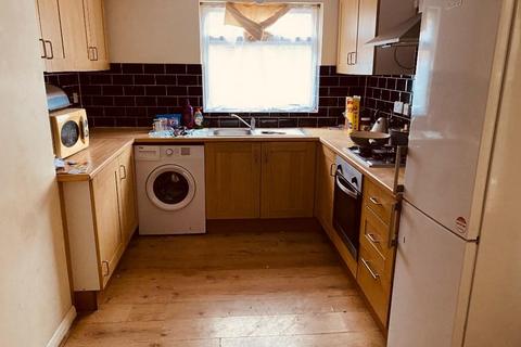 3 bedroom terraced house for sale, London N22