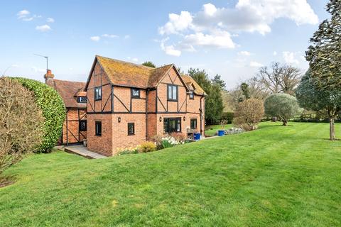 3 bedroom cottage to rent, Paley Street Maidenhead SL6