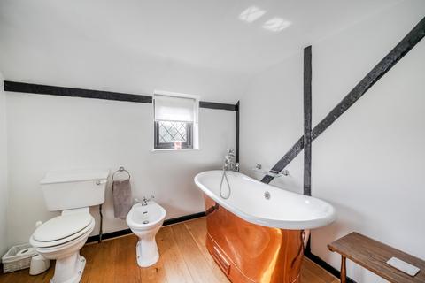 3 bedroom cottage to rent, Paley Street Maidenhead SL6