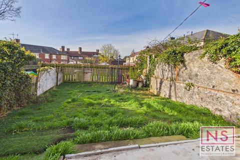 3 bedroom terraced house for sale, Mattison Avenue, West Lane, Middlesbrough, TS5