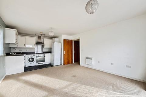 1 bedroom flat for sale, Clayton Drive, Pontarddulais, Swansea, West Glamorgan, SA4