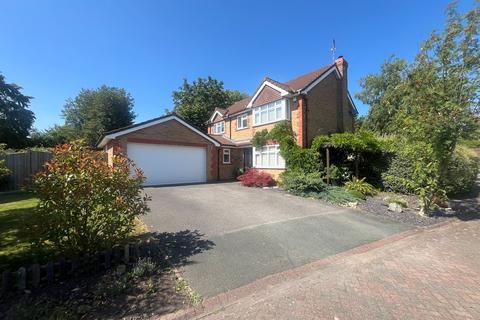 4 bedroom detached house for sale, Farriers Way, Winsford