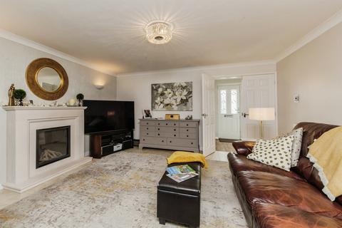 4 bedroom detached house for sale, Farriers Way, Winsford