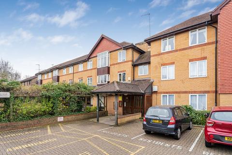 2 bedroom apartment for sale, Pembroke Lodge, Du Cros Drive, Stanmore, HA7