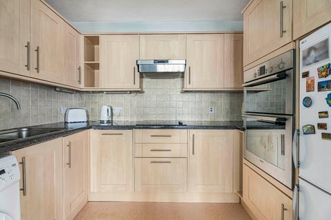 2 bedroom apartment for sale, Pembroke Lodge, Du Cros Drive, Stanmore, HA7