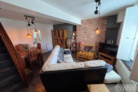3 bedroom end of terrace house for sale, Ystrad Road, Pentre, Rhondda Cynon Taff, CF41