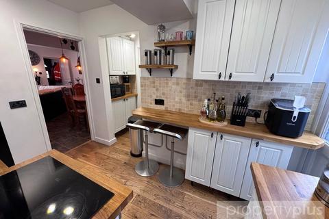 3 bedroom end of terrace house for sale, Ystrad Road, Pentre, Rhondda Cynon Taff, CF41