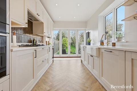 3 bedroom terraced house for sale, Swiss Avenue, Chelmsford, CM1