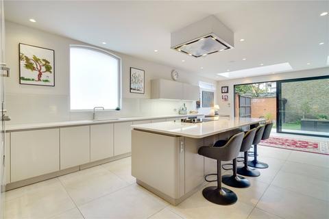 6 bedroom end of terrace house for sale, Clapham Common West Side, SW4