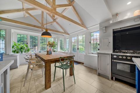 3 bedroom cottage for sale, Green Dene, East Horsley