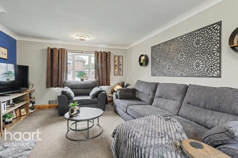 3 bedroom terraced house for sale, Gordon Road, Dereham