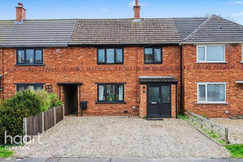 3 bedroom terraced house for sale, Gordon Road, Dereham