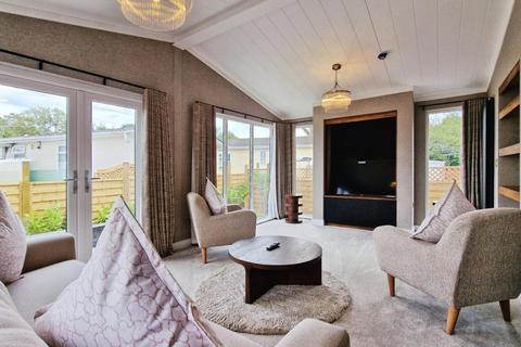 undefined, Two Bed Omar Legacy (50x20)  Hermitage Park, Warfield RG42