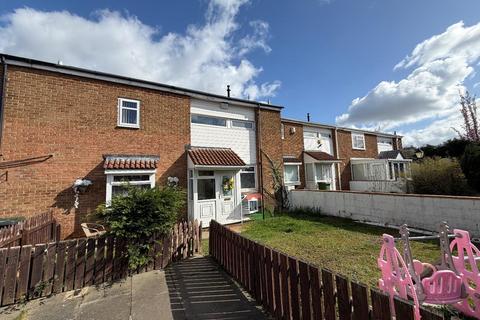 Terraced house - Conifer Close, Ormesby, Middlesbrough